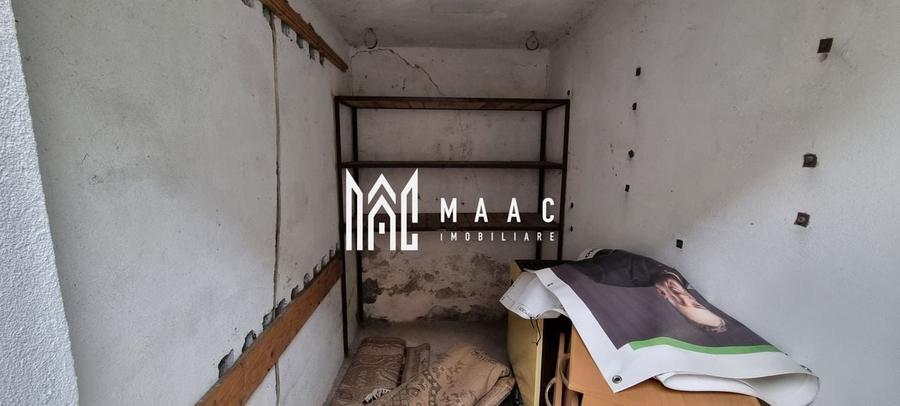 Casă individuală cu 9 camere cu Canalizare în Șeica Mare