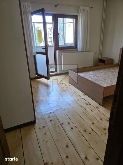 Apartament cu 3 camere decomandat în Rahova