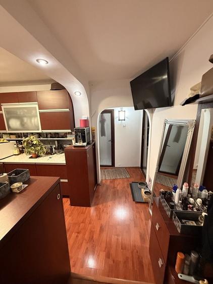 Apartament cu 2 camere decomandat în Est