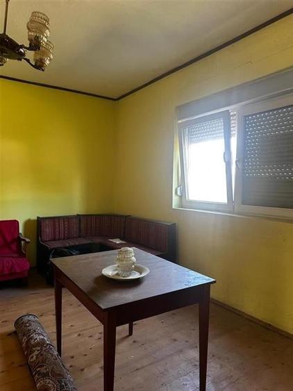 Casă individuală cu 3 camere cu Teren 415 Mp în Central