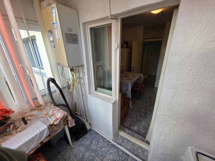 Apartament cu 2 camere decomandat, mobilat în Km 4-5