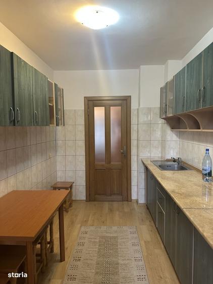 Apartament cu 3 camere decomandat în Ultracentral
