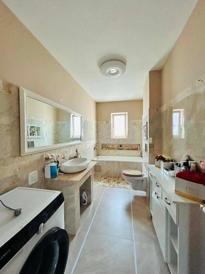 Apartament cu 2 camere semidecomandat în Horpaz