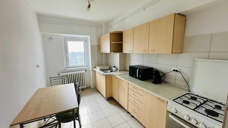 Apartament cu 2 camere decomandat în Zorilor