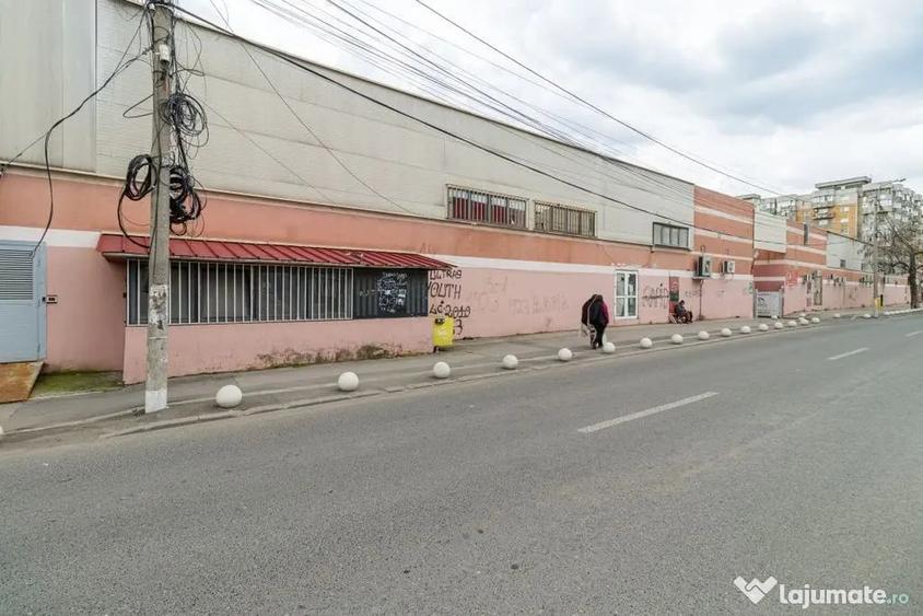 Spațiu comercial, de 182 mp, în Central
