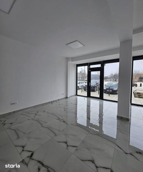 Spațiu comercial, de 55 mp, în Iosia