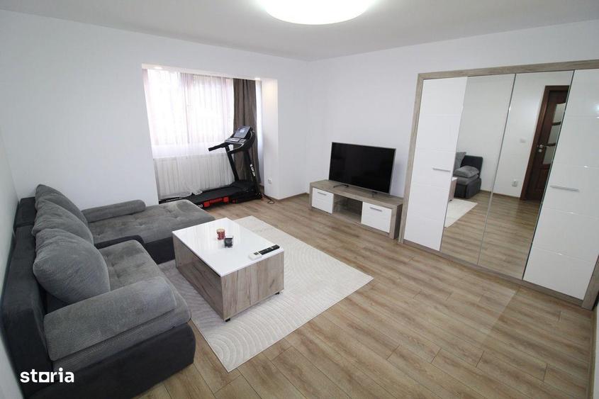 Apartament cu 2 camere decomandat în Central