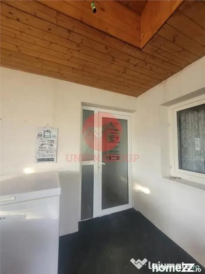 Casă cu 4 camere cu Teren 600 Mp în Lazu