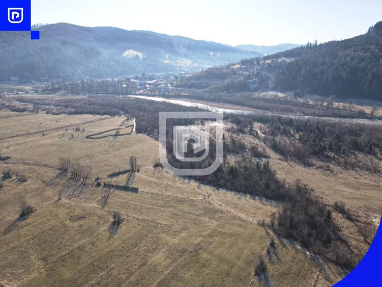 Teren Construcții extravilan de 2250 mp, în Voroneț