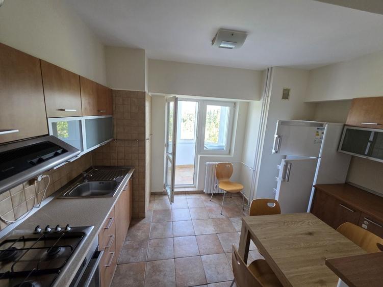 Apartament cu 2 camere decomandat, mobilat în Octavian Goga