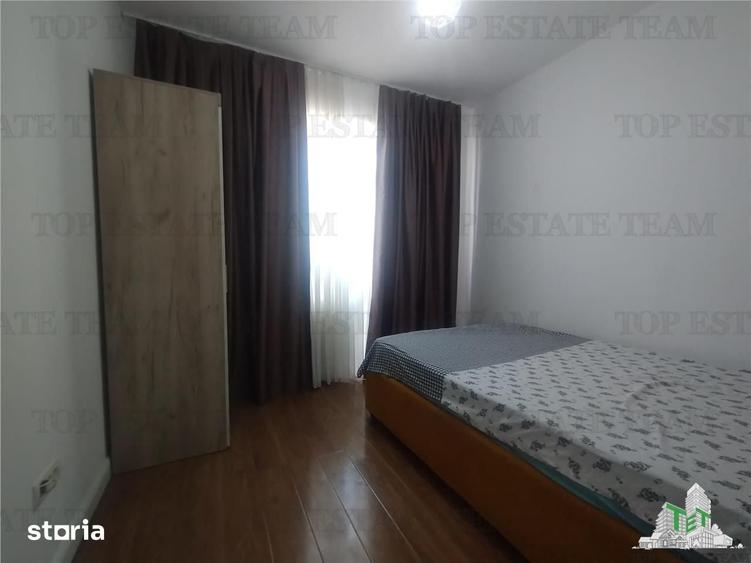 Apartament cu 4 camere decomandat în Berceni