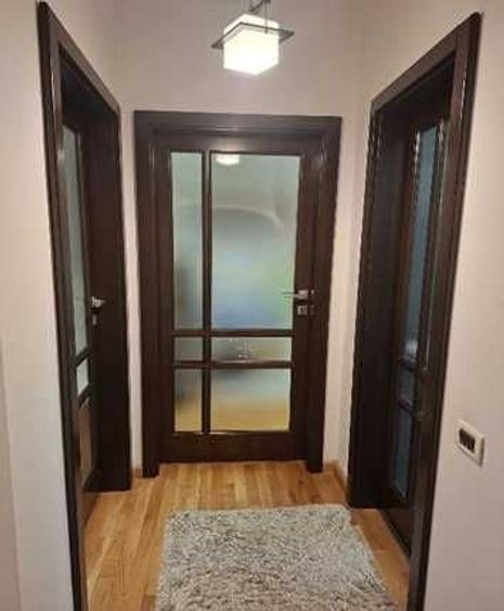Apartament cu 3 camere decomandat în Nufărul