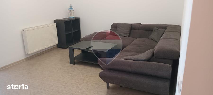 Apartament cu 2 camere decomandat în Funcționarilor