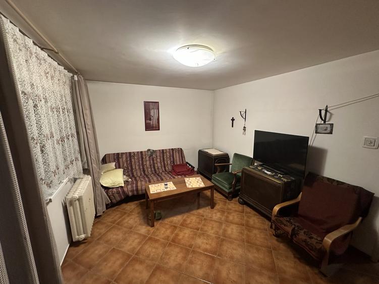 Apartament cu 2 camere decomandat, mobilat în Berceni