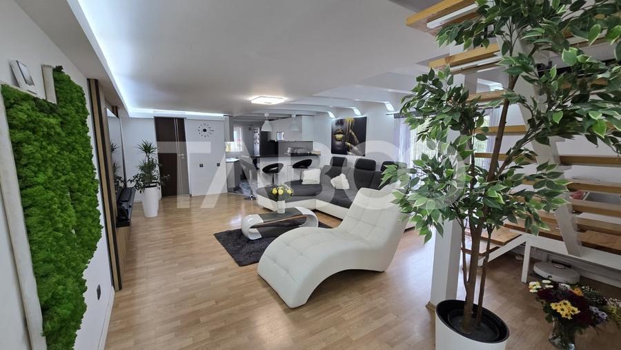 Apartament cu 4 camere decomandat, mobilat în Mihai Viteazul