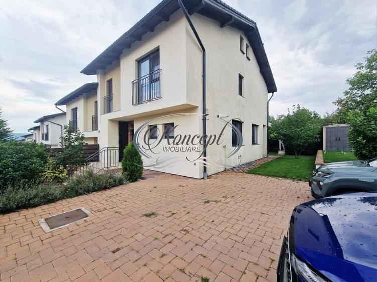 Duplex cu 4 camere cu Canalizare în Dâmbul Rotund