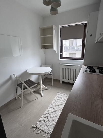 Apartament cu 2 camere decomandat în Fundeni