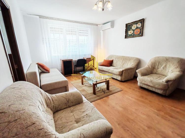 Apartament cu 2 camere semidecomandat, mobilat în Ultracentral