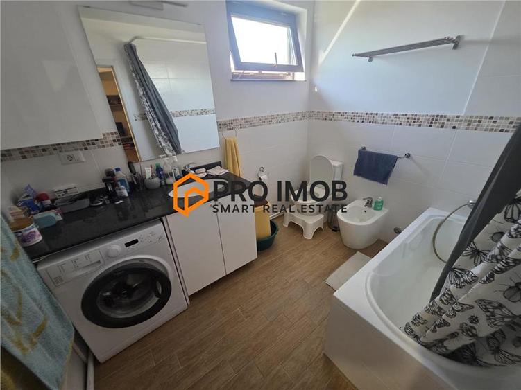 Casă individuală cu 6 camere cu Canalizare în Lămotești