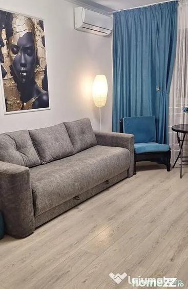Garsonieră decomandată în Micro 20