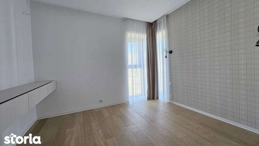 Apartament cu 3 camere, mobilat în Tei