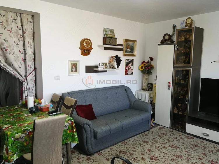 Casă cu 1 camere cu Teren 1136 Mp în Uricani