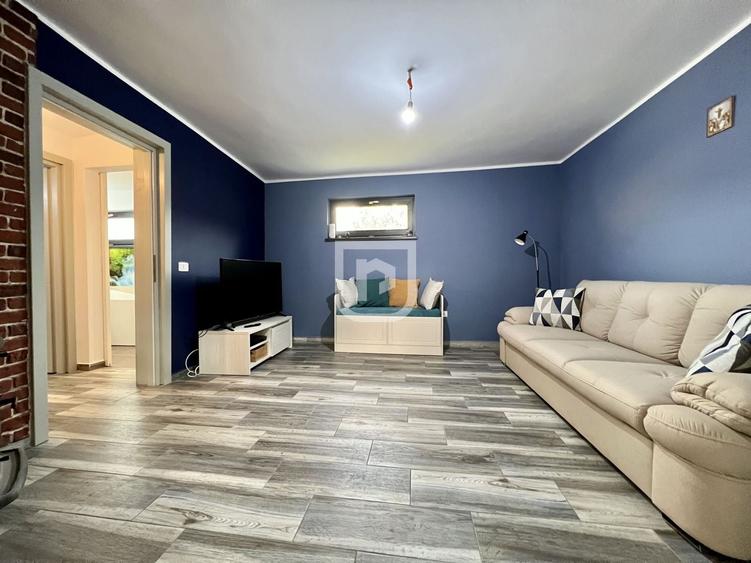 Casă individuală cu 5 camere cu Canalizare în Periferie