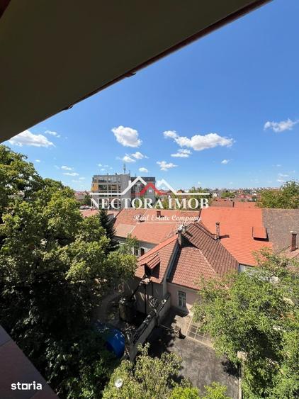 Apartament cu 3 camere în Orașul Nou
