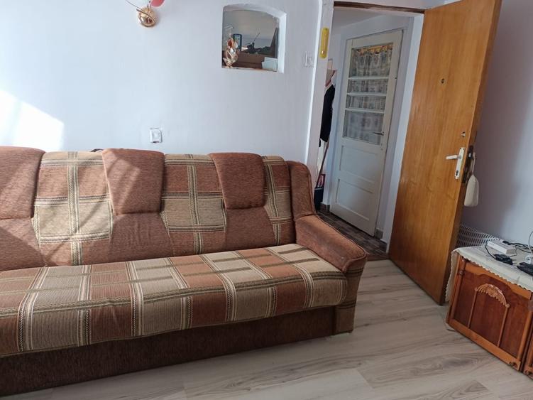 Casă cu 2 camere în Central