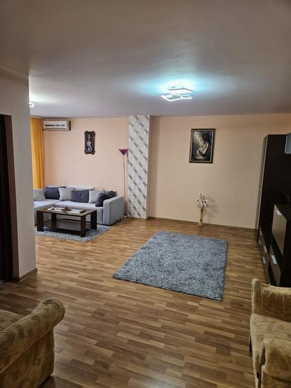 Apartament cu 2 camere decomandat, mobilat în Buziașului