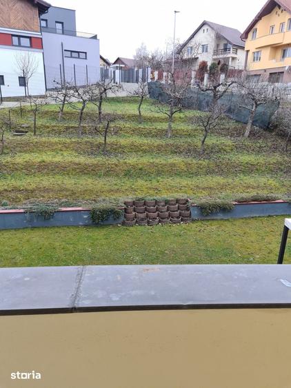 Casă cu 6 camere cu Teren 1000 Mp în Central