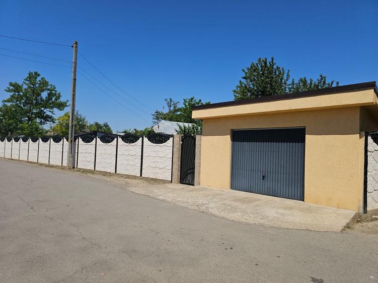 Casă cu 3 camere în Central