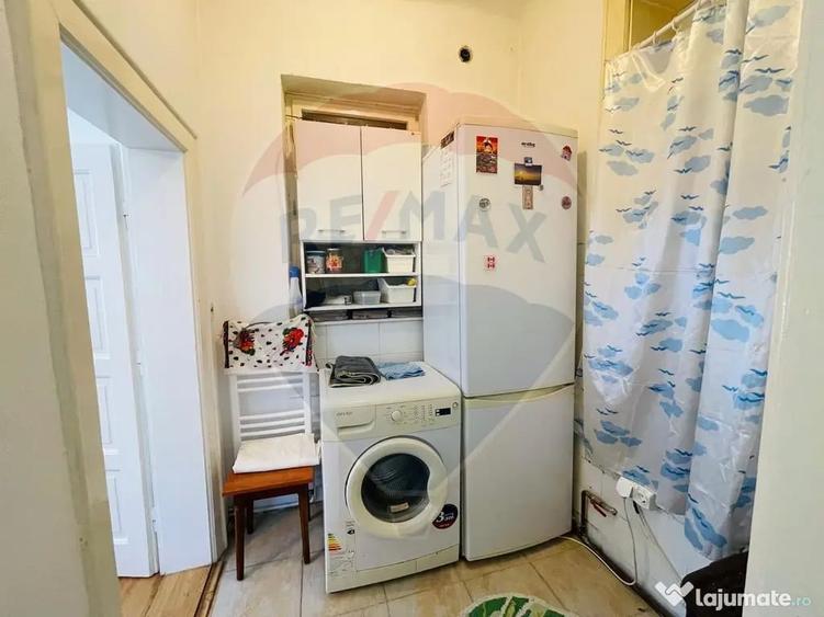 Casă cu 2 camere cu Teren 110 Mp în Lazaret