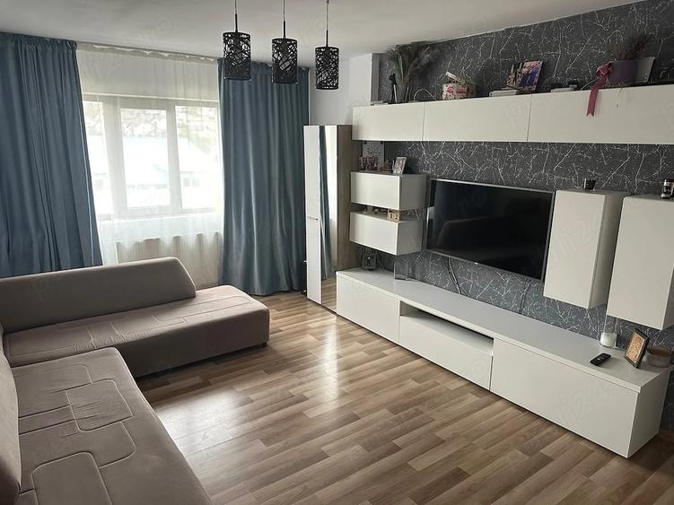 Apartament cu 2 camere decomandat în Exterior Vest