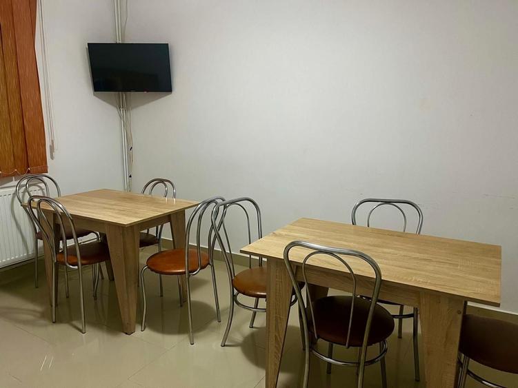 Casă cu 4 camere cu Teren 210 Mp în Central