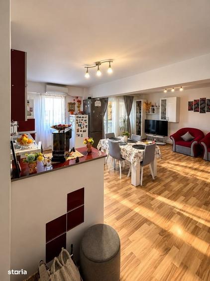 Apartament cu 3 camere decomandat în Barieră