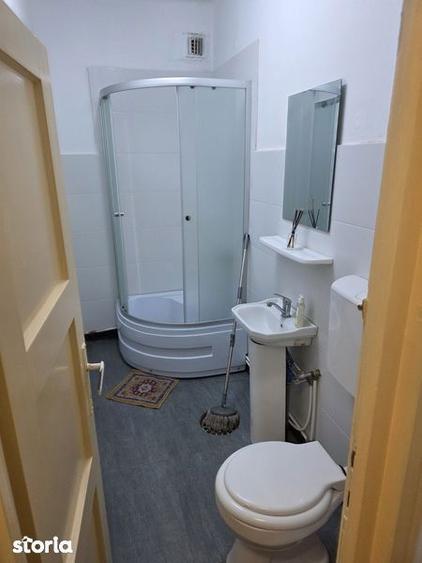 Inchiriez apartament o camera pentru birou - 2