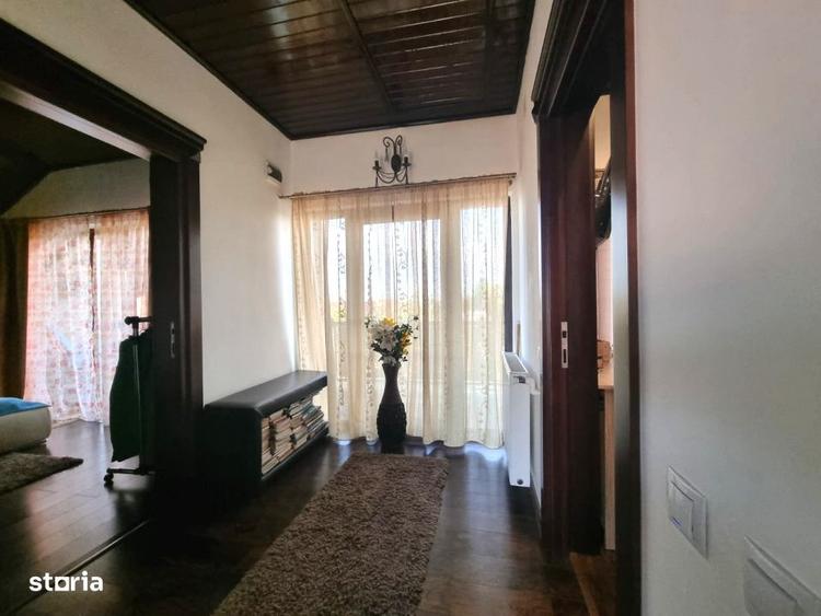Casă cu 4 camere cu Canalizare în Valu lui Traian