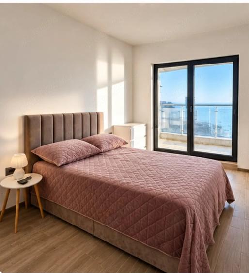 Apartament cu 3 camere decomandat în Nord