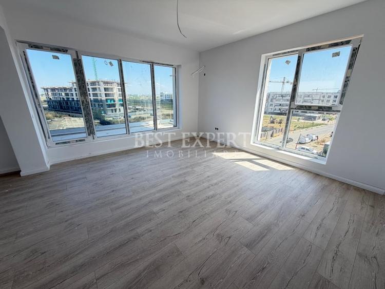 Apartament cu 3 camere semidecomandat în Theodor Pallady