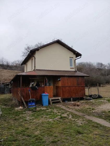 Casă cu Teren 500 Mp în Mărăști