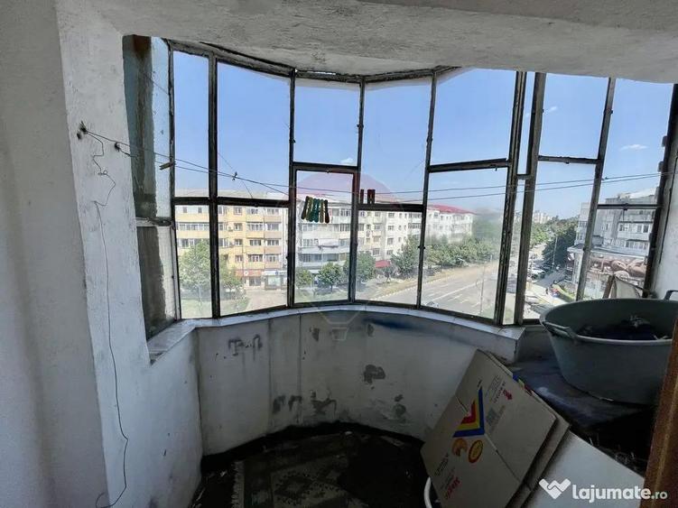 Apartament cu 3 camere de vanzare in zona Brailei - 16
