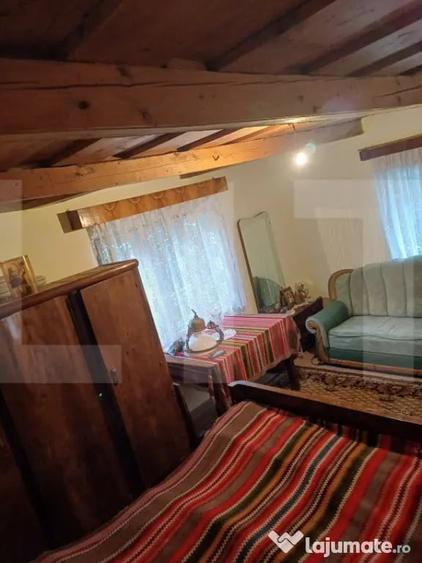 Casă cu 3 camere cu Teren 856 Mp în Central