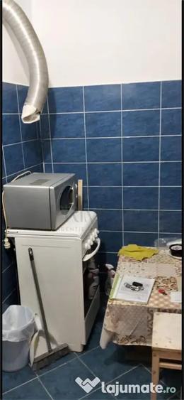 Garsonieră decomandată, mobilată în Buziașului