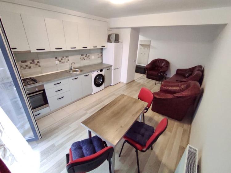 Apartament de inchiriat 2 camere + parcare in Cluj zona Damb - 1