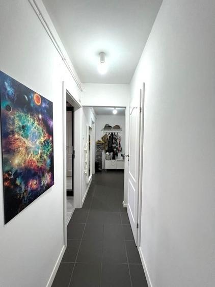 Apartament cu 3 camere decomandat în Dristor