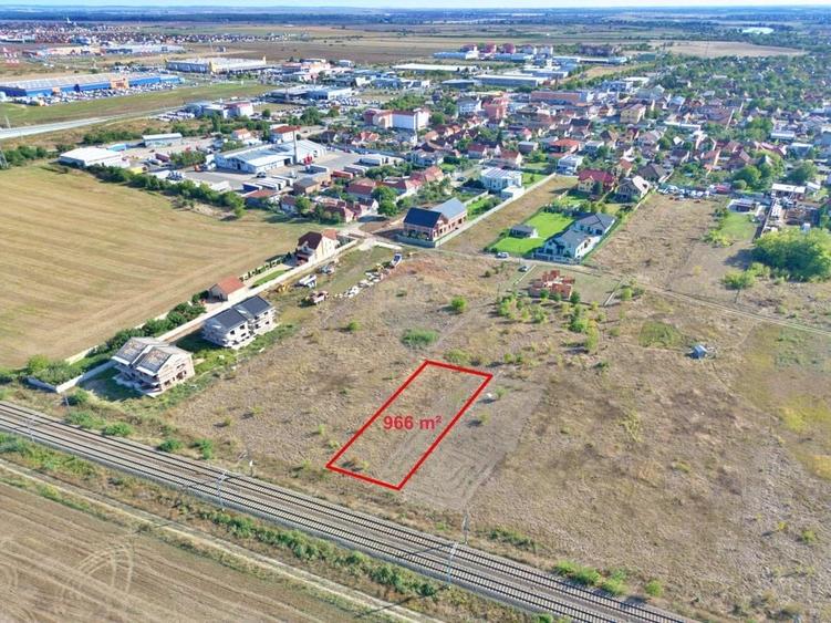 Teren Construcții intravilan de 966 mp, în Micălaca