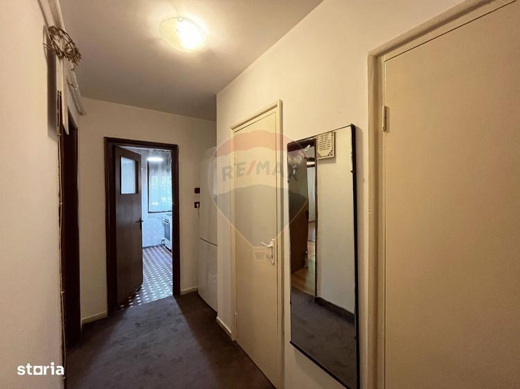 Apartament cu 2 camere decomandat în Alexandru Obregia