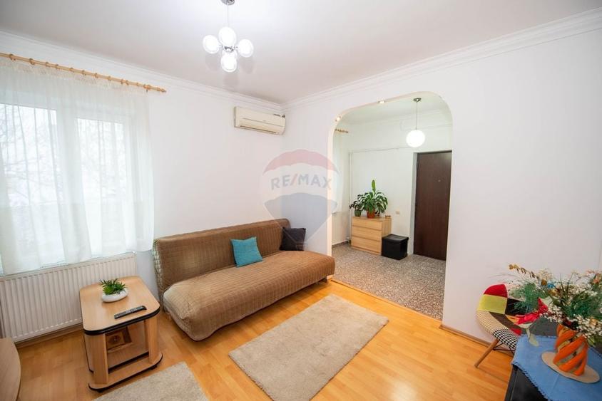 Apartament cu 2 camere nedecomandat, mobilat în Turda