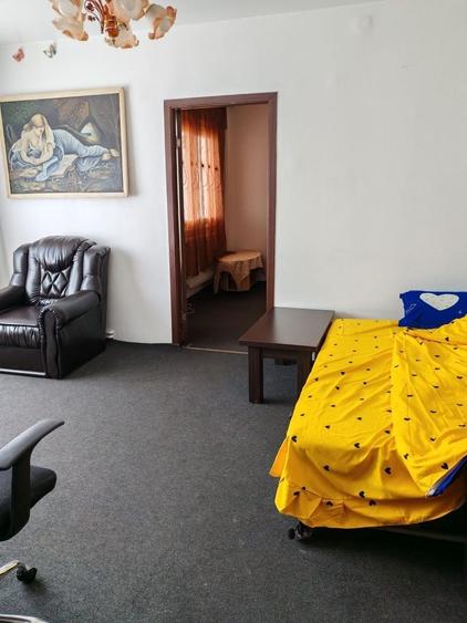Apartament cu 2 camere semidecomandat în 9 Mai